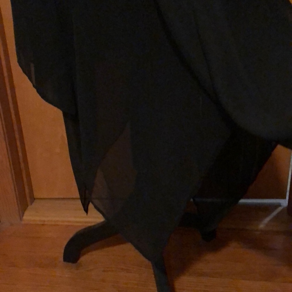 Dress - Picture 3 of 5
